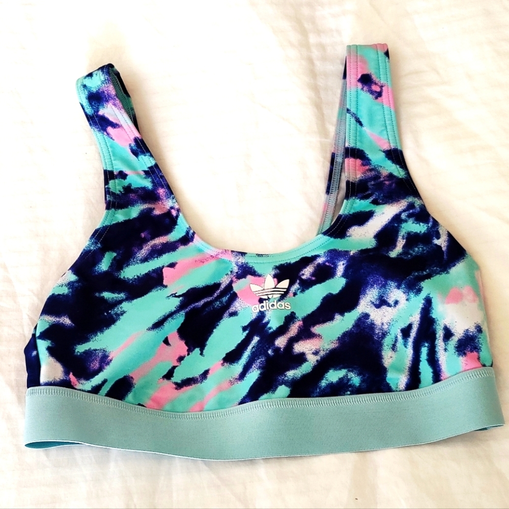 Adidas sports top